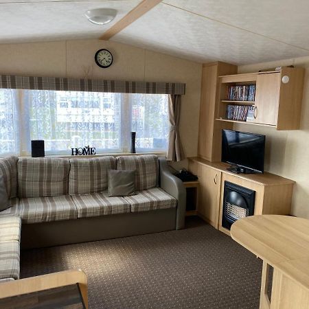 3 Bedroom 8 Berth Standard Basic Caravans With Hot Tub,Mountain Bikes Tattershall Εξωτερικό φωτογραφία