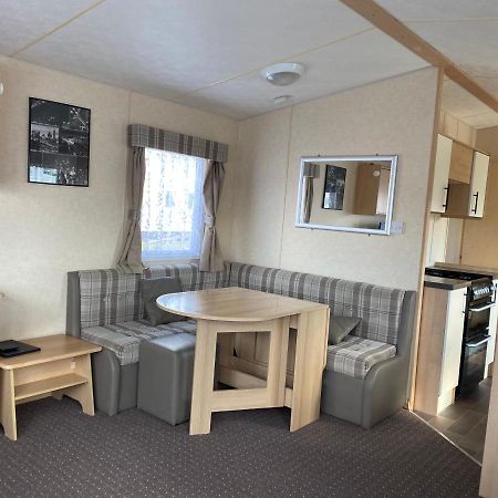 3 Bedroom 8 Berth Standard Basic Caravans With Hot Tub,Mountain Bikes Tattershall Εξωτερικό φωτογραφία