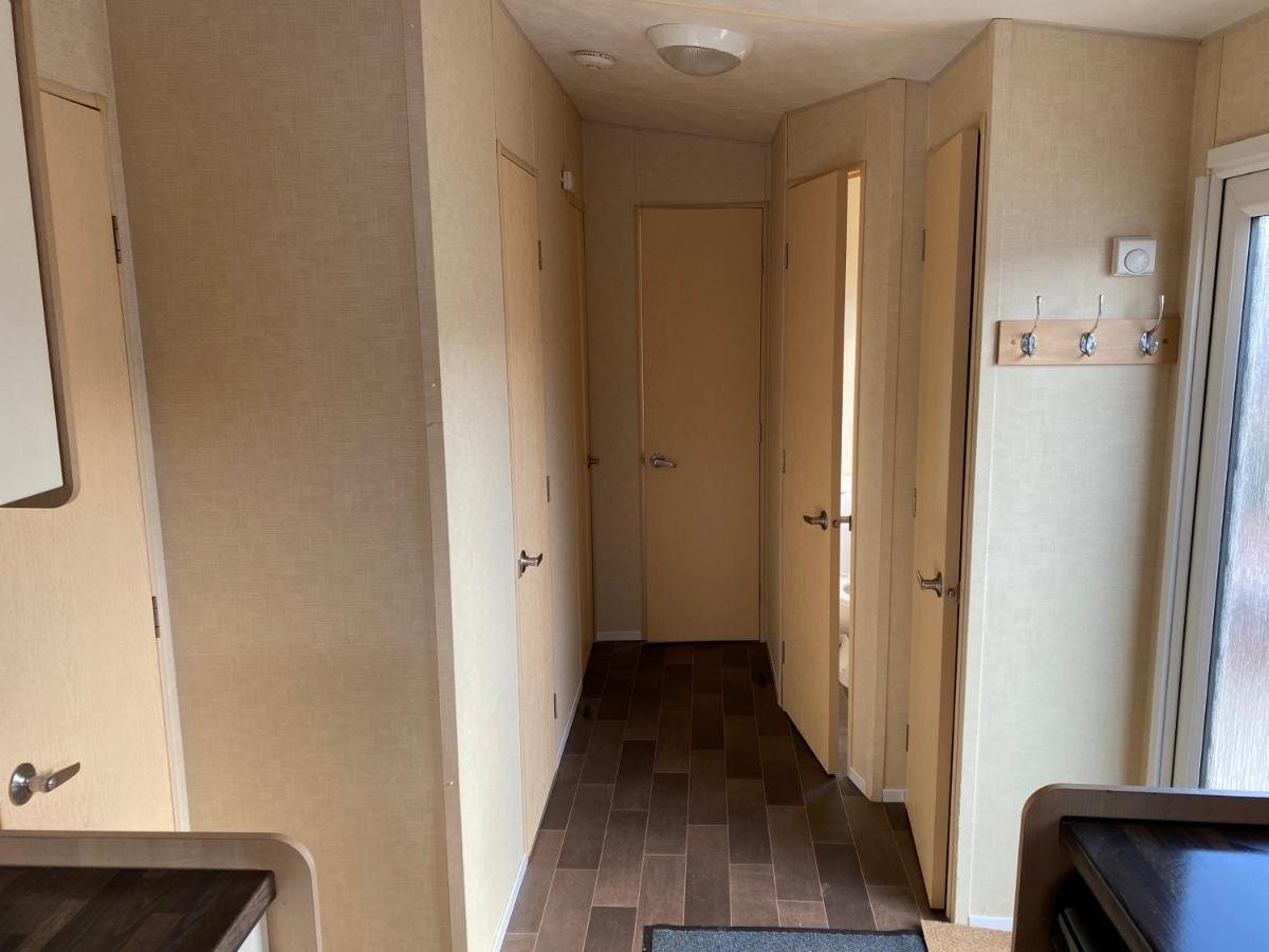 3 Bedroom 8 Berth Standard Basic Caravans With Hot Tub,Mountain Bikes Tattershall Εξωτερικό φωτογραφία